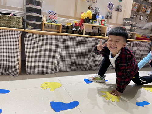 招远市实验幼儿园龙馨园积极开展室内游戏活动